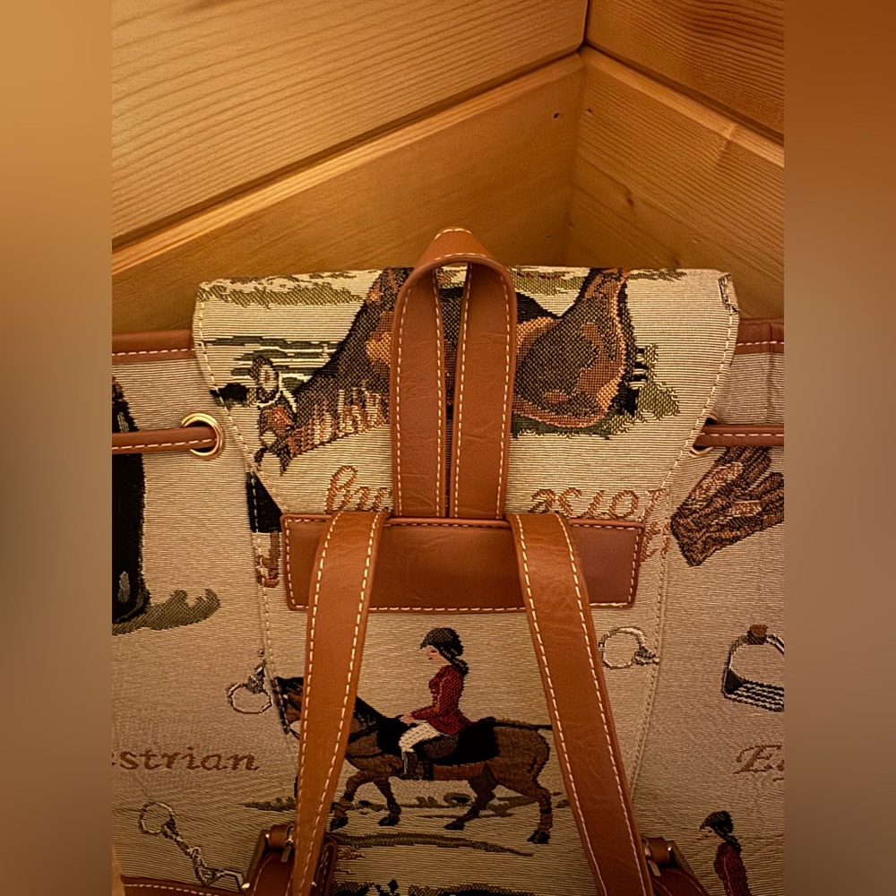 Vintag Signare Equestrian Tapestry Backpack Bag - Picture 3 of 16